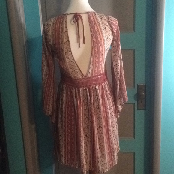 🔥Hollister dress boho style with flowing sleeves. - Picture 6 of 8
